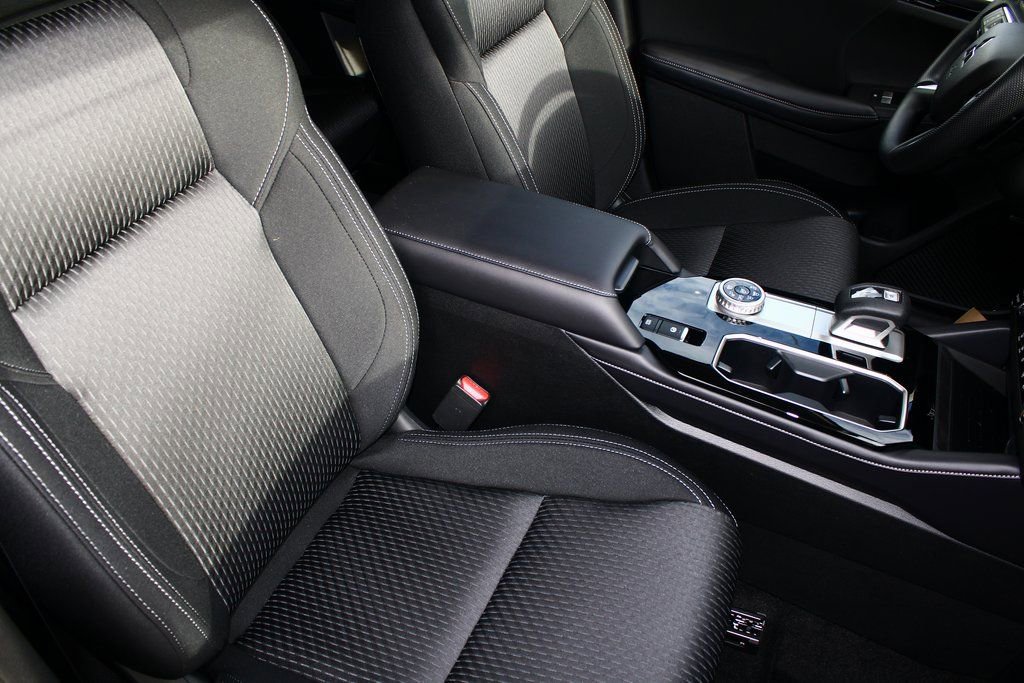 New 2026 Mitsubishi Outlander ES image 6