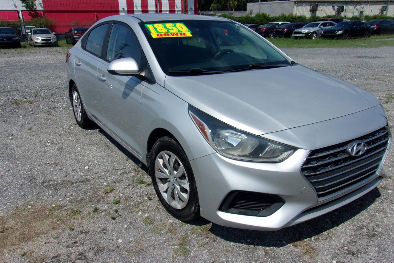 Used 2019 Hyundai Accent SE FWD image 9