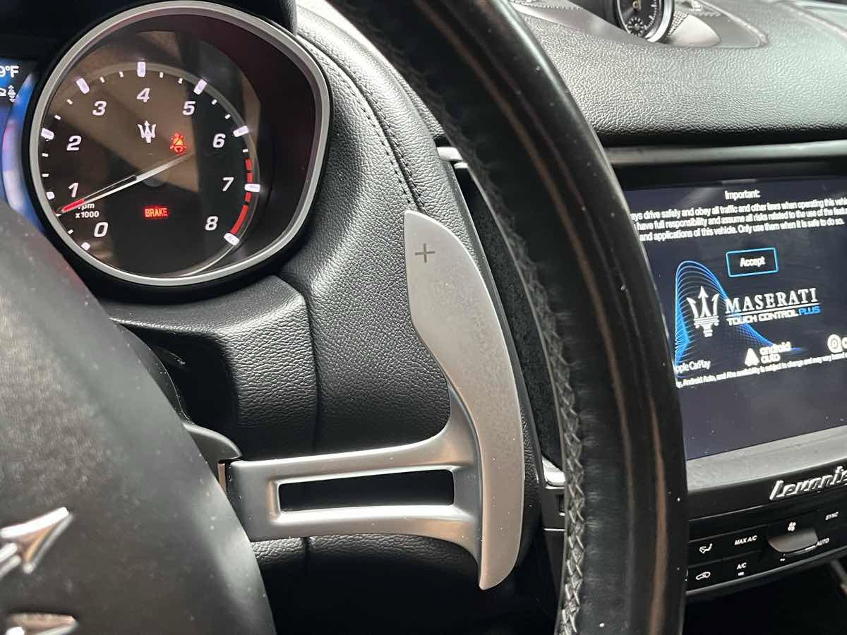 Used 2017 Maserati Levante w/ Sport Package AWD/4WD image 16