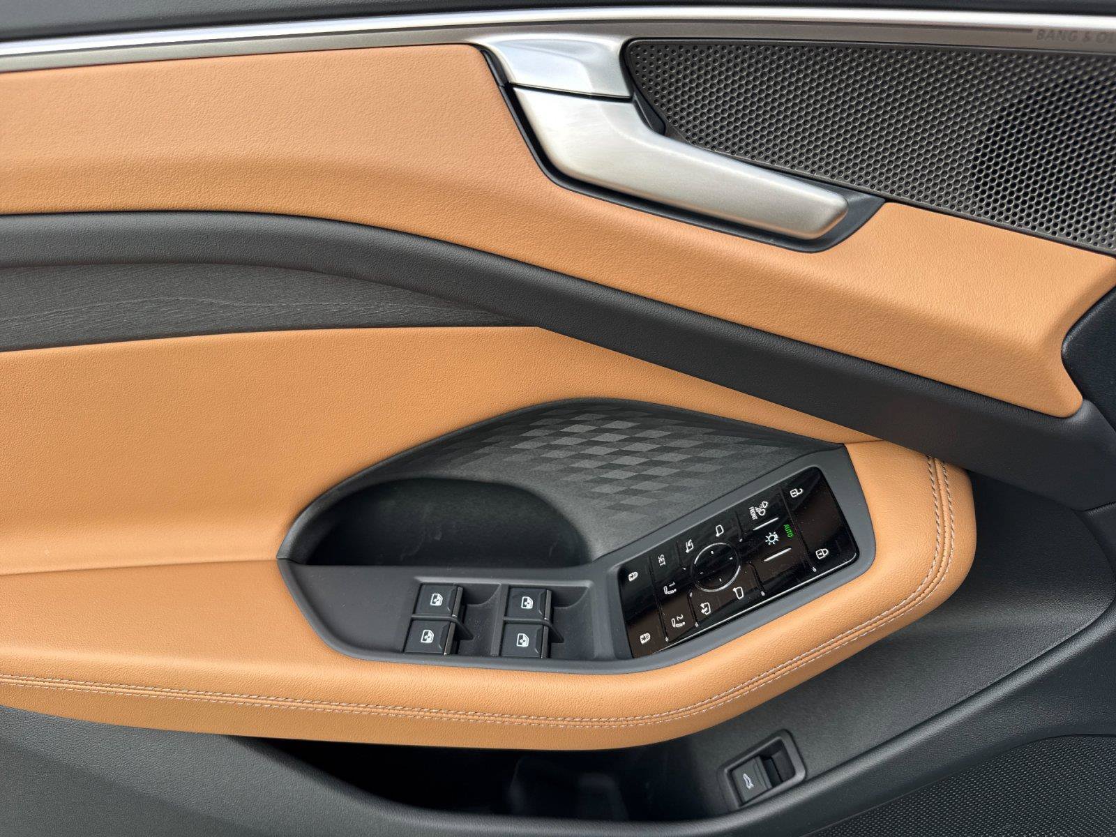 New 2026 Audi A6 Premium Plus AWD/4WD image 10