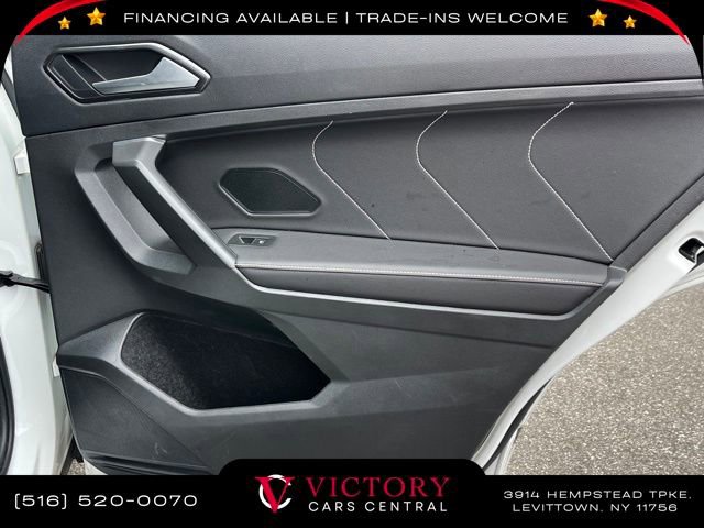 Used 2022 Volkswagen Tiguan SEL R-Line image 22