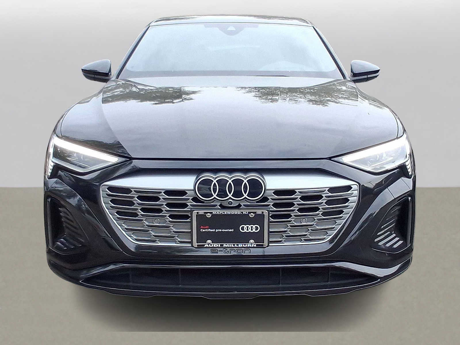 Certified 2024 Audi Q8 e-tron Prestige AWD/4WD image 35