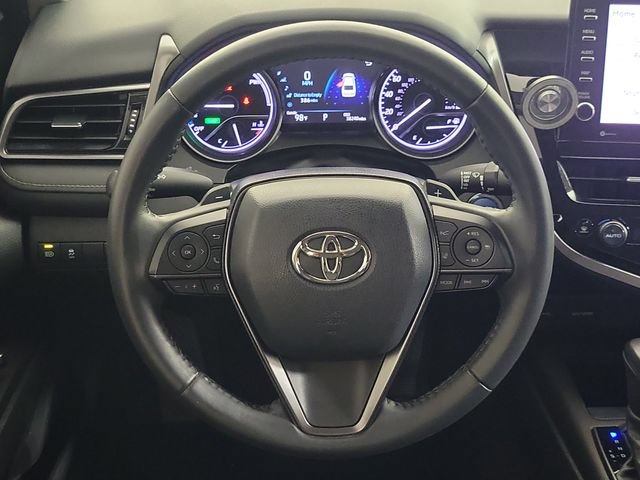 Used 2022 Toyota Camry XSE FWD image 11