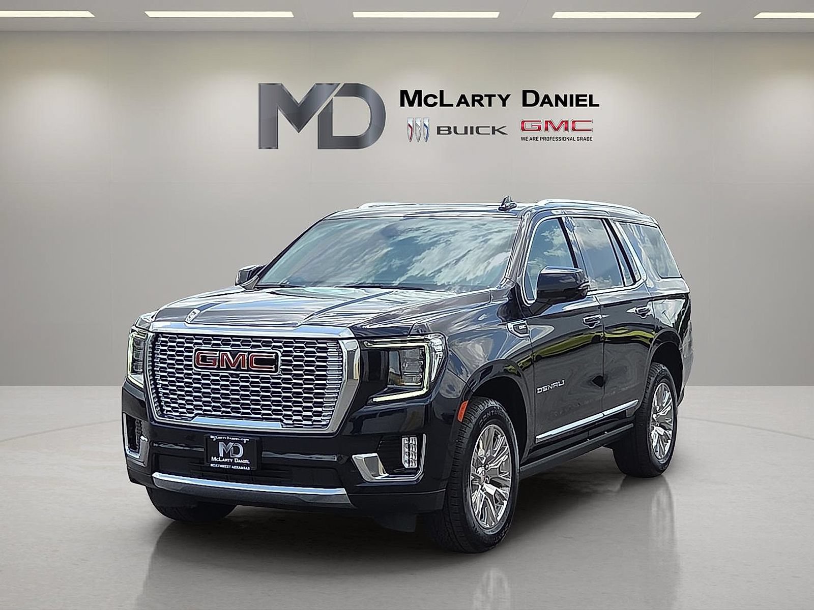 Used 2023 GMC Yukon Denali w/ Max Trailering Package AWD/4WD image 3