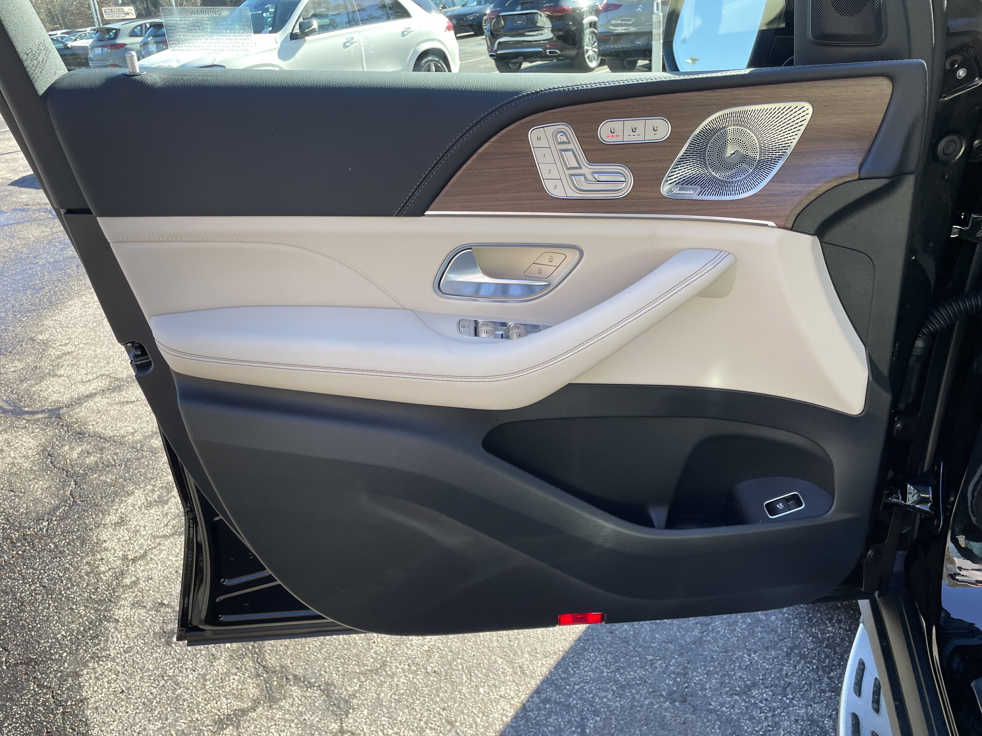 New 2026 Mercedes-Benz GLS 580 4MATIC image 16