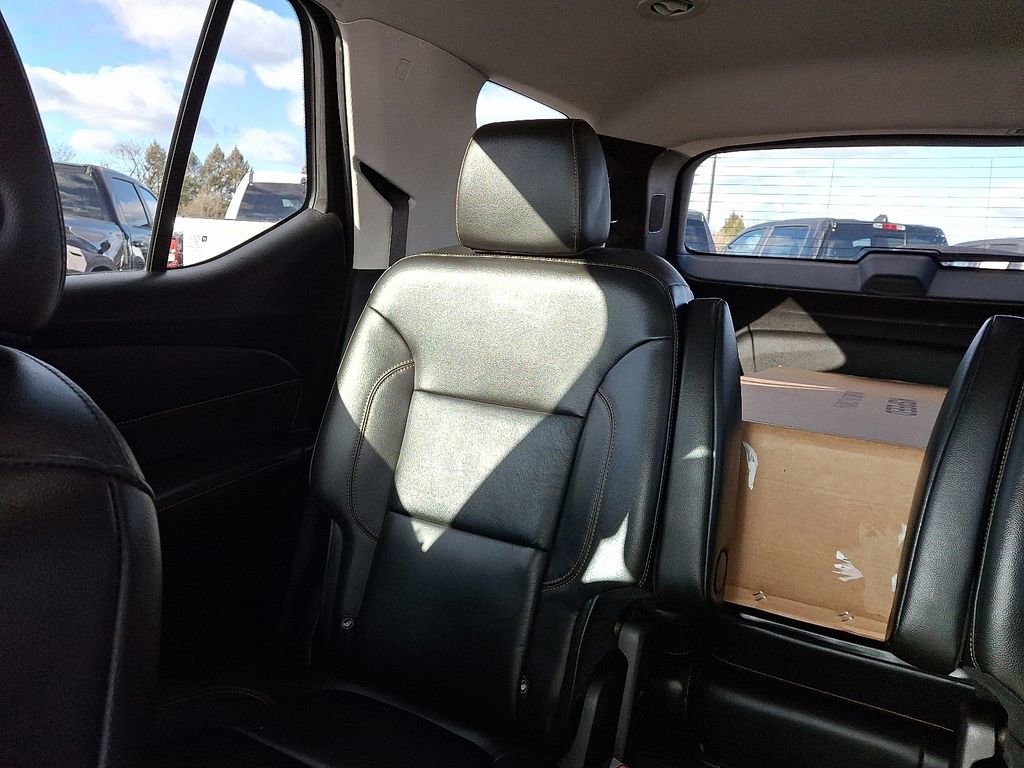 Used 2020 Chevrolet Traverse LT w/ Driver Confidence II Package image 19