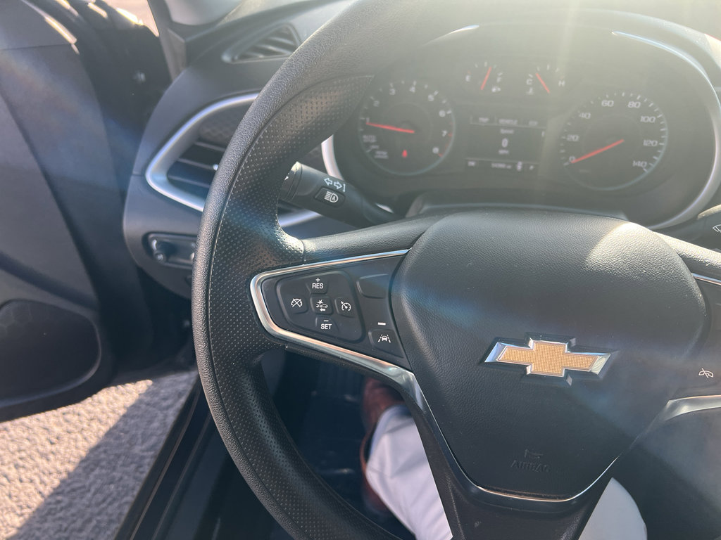 Used 2023 Chevrolet Malibu LT image 13