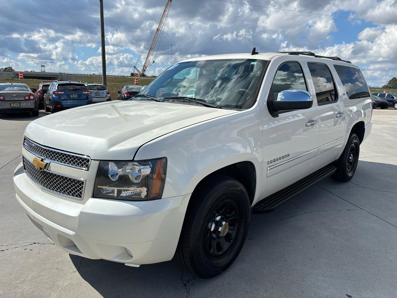Used 2014 Chevrolet Suburban LTZ AWD/4WD image 8