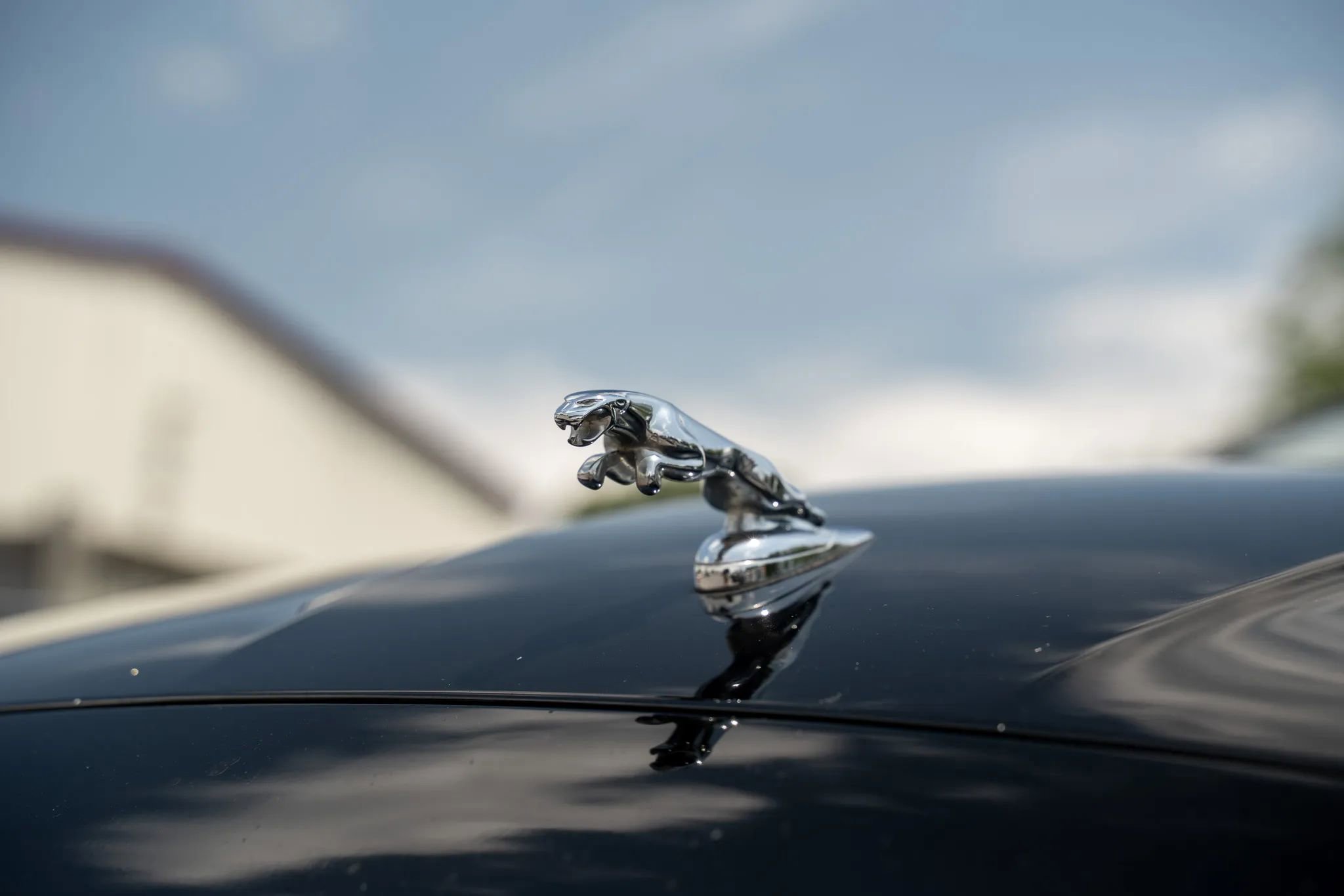 Used 2013 Jaguar XJ AWD image 33