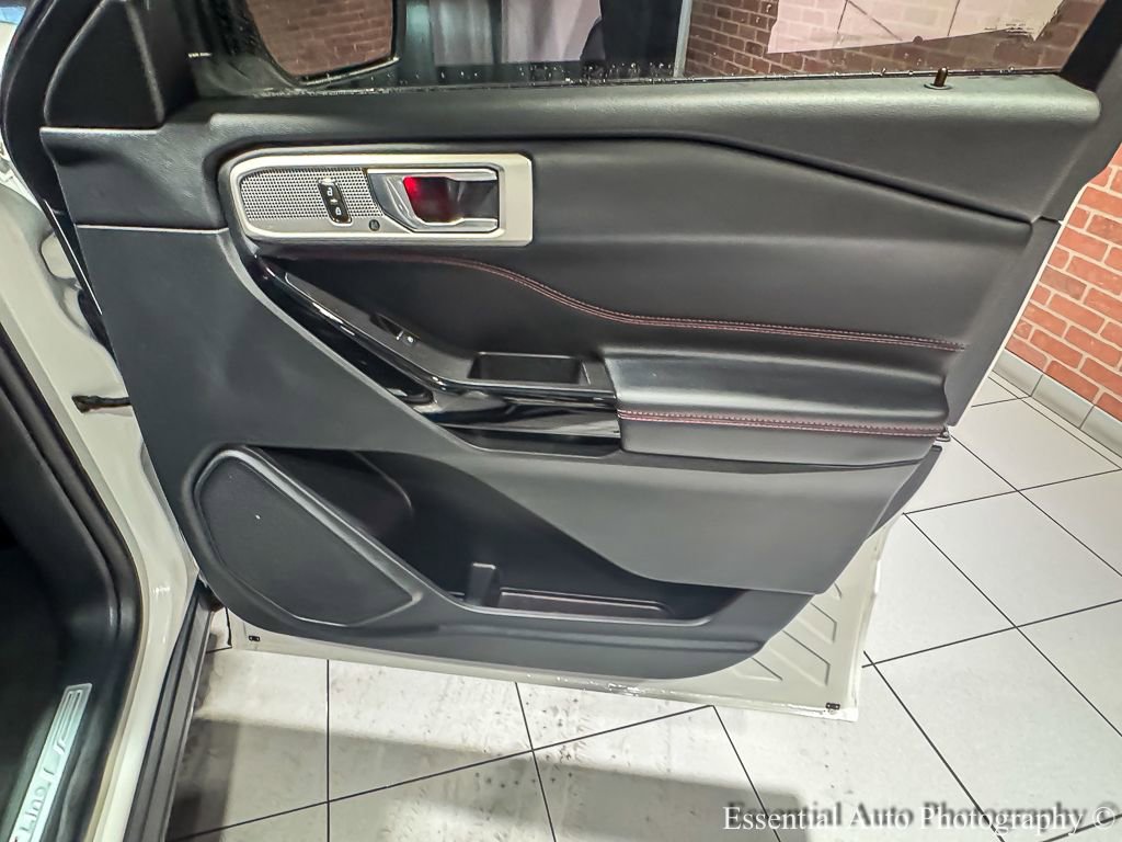 Used 2022 Ford Explorer ST-Line w/ Class IV Trailer Tow Package image 33