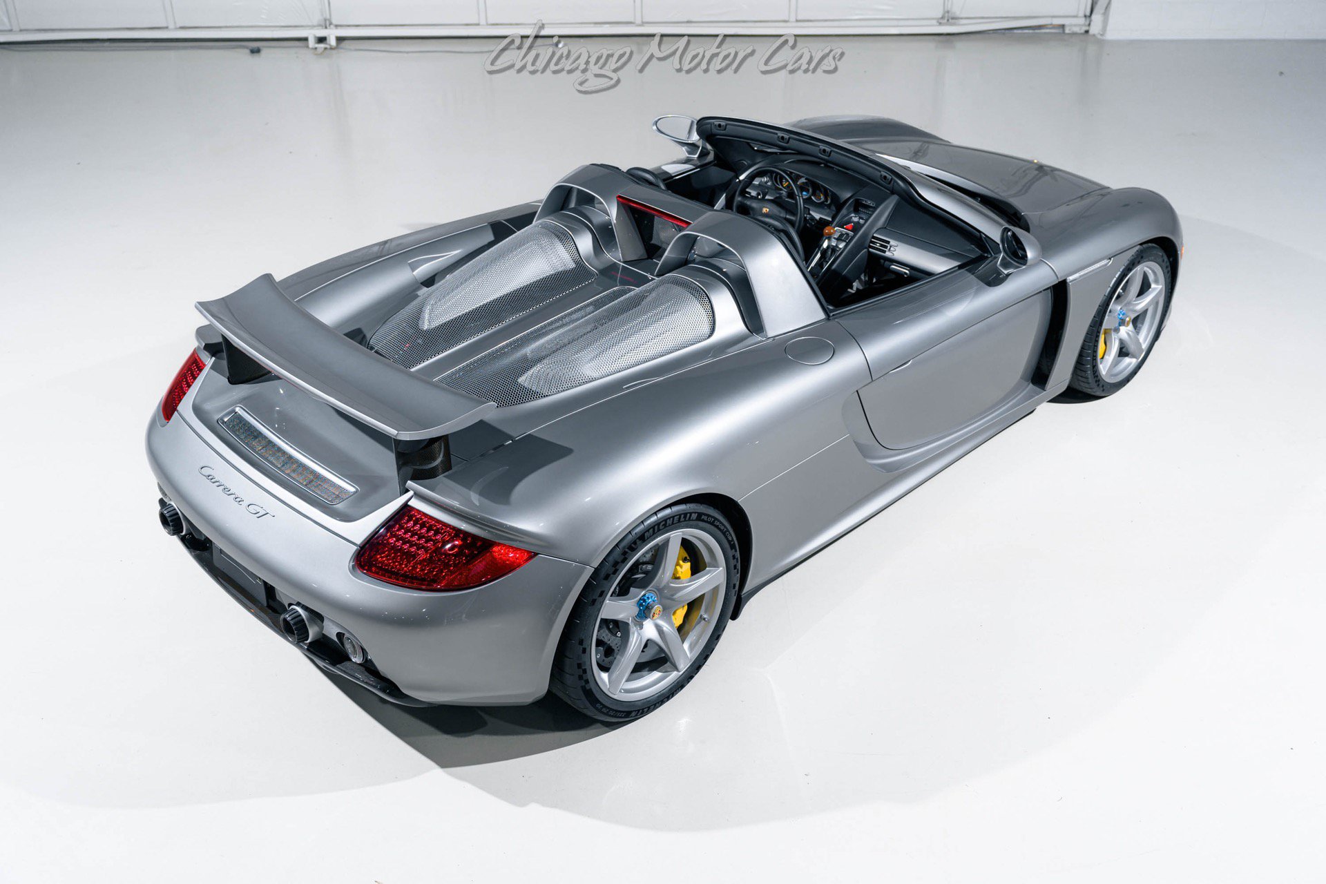 Used 2005 Porsche Carrera GT RWD image 41