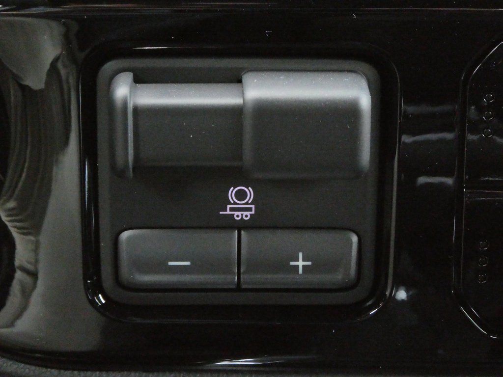 New 2025 GMC Sierra 1500 Elevation w/ Preferred Package image 19