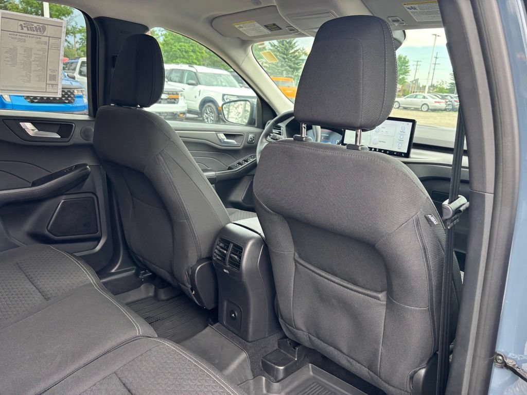 Used 2023 Ford Escape Active w/ Tech Pack #2 AWD/4WD image 17