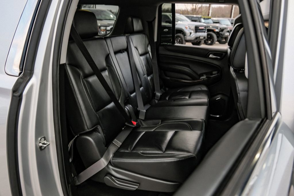 Used 2018 Chevrolet Suburban LT image 37