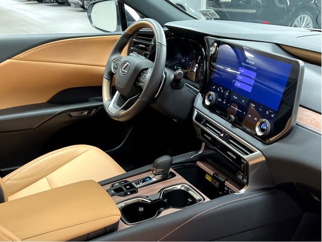 Certified 2025 Lexus RX 350h AWD/4WD image 33