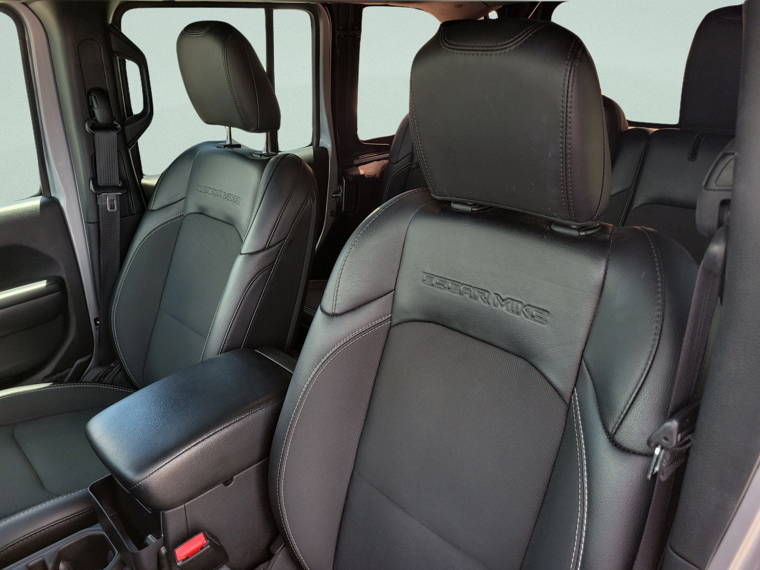 Used 2021 Jeep Wrangler Unlimited Sport AWD/4WD image 18