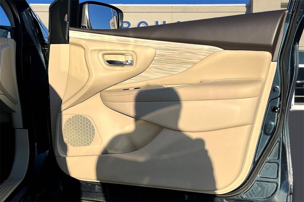 Used 2018 Nissan Murano Platinum image 27