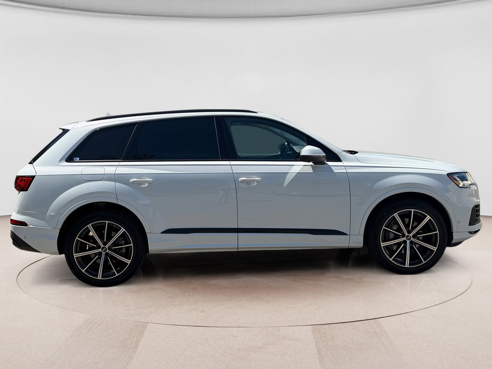 Used 2023 Audi Q7 3.0T Premium Plus AWD/4WD image 6