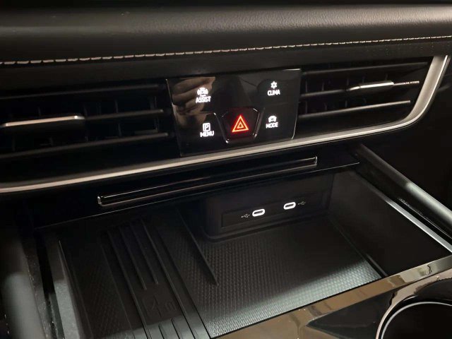 Used 2026 Volkswagen Atlas SE FWD image 53