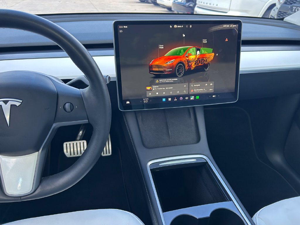 Used 2023 Tesla Model Y Long Range AWD/4WD image 17