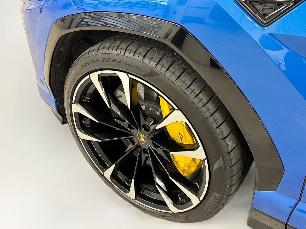 Used 2021 Lamborghini Urus image 27