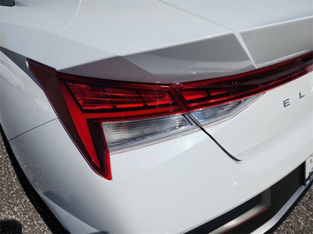 New 2025 Hyundai Elantra SEL image 7