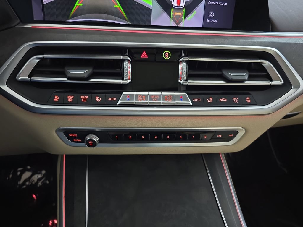 Used 2019 BMW X5 xDrive40i w/ Premium Package AWD/4WD image 25