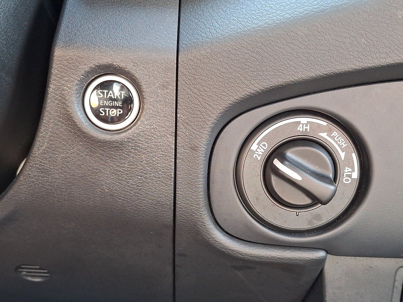 Certified 2023 Nissan Frontier PRO-4X w/ Pro Convenience Package AWD/4WD image 26