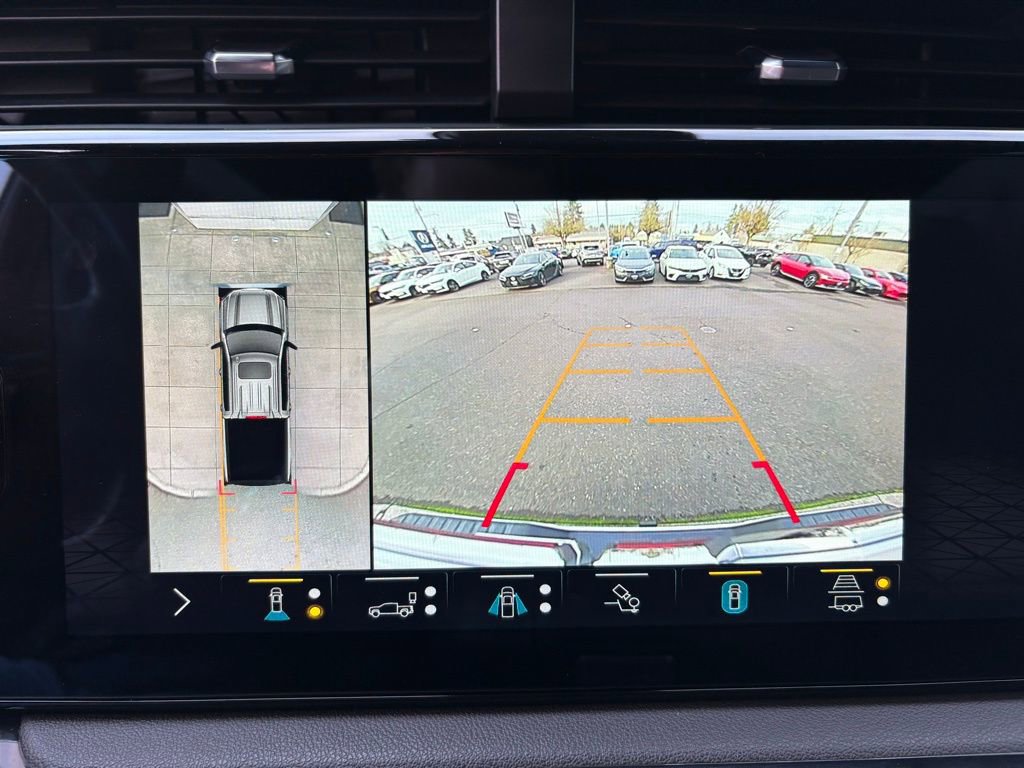 Used 2022 GMC Sierra 1500 AT4 w/ AT4 Premium Package image 23