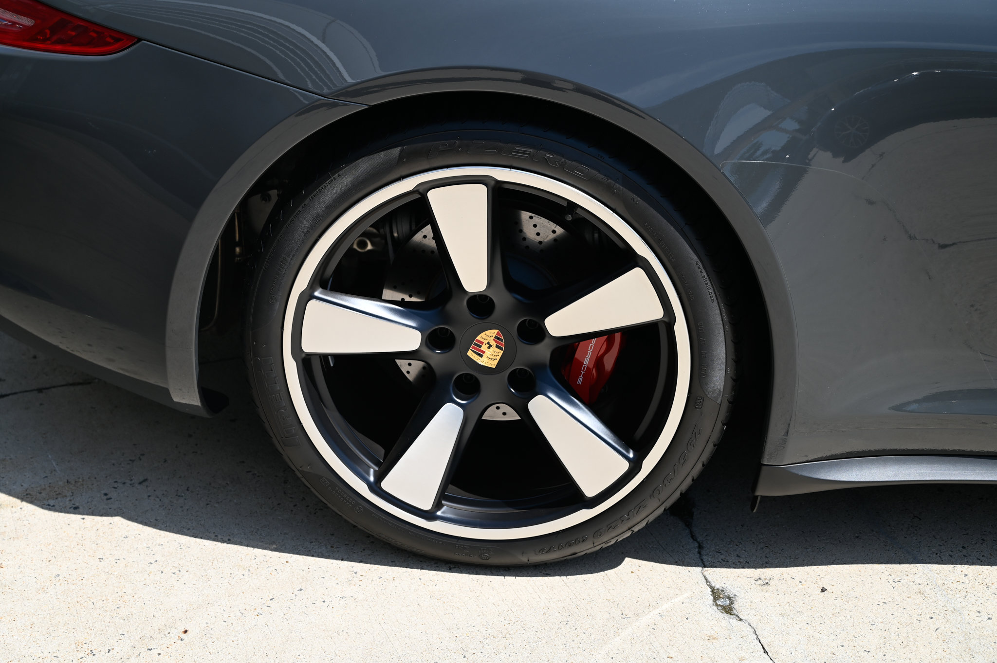 Used 2014 Porsche 911 50th Anniversary Edition RWD image 11