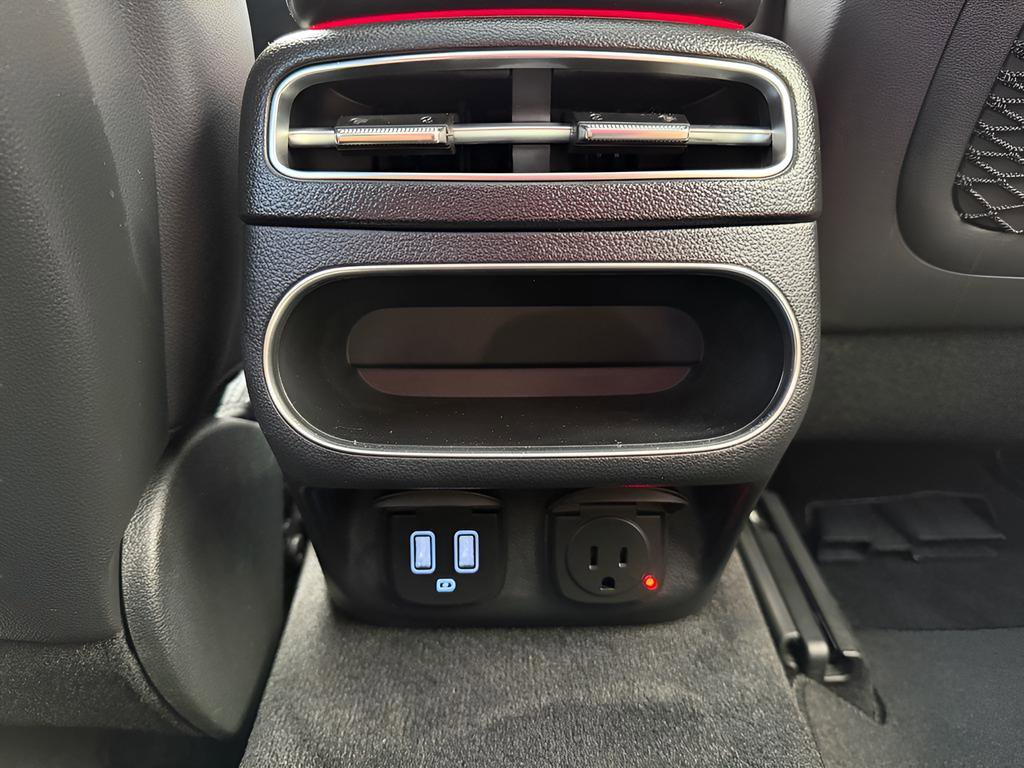 Used 2024 Genesis GV70 3.5T Sport image 14