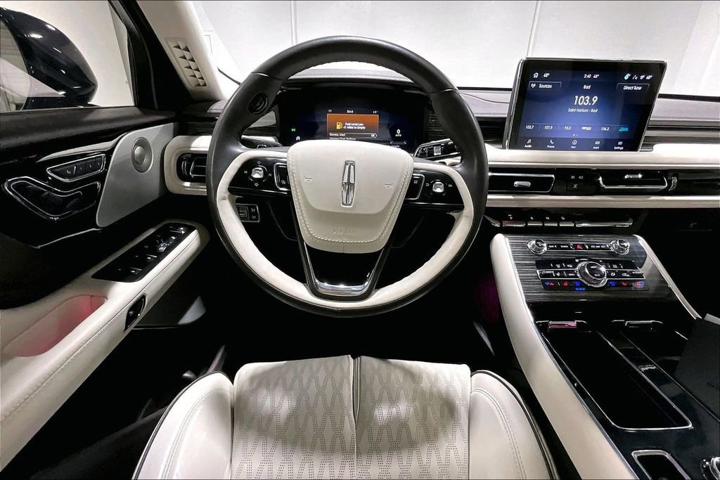 Used 2024 Lincoln Aviator Black Label w/ Dynamic Handling Package image 7