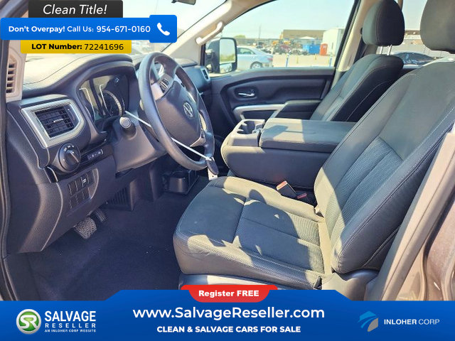 Used 2017 Nissan Titan SV AWD/4WD image 9