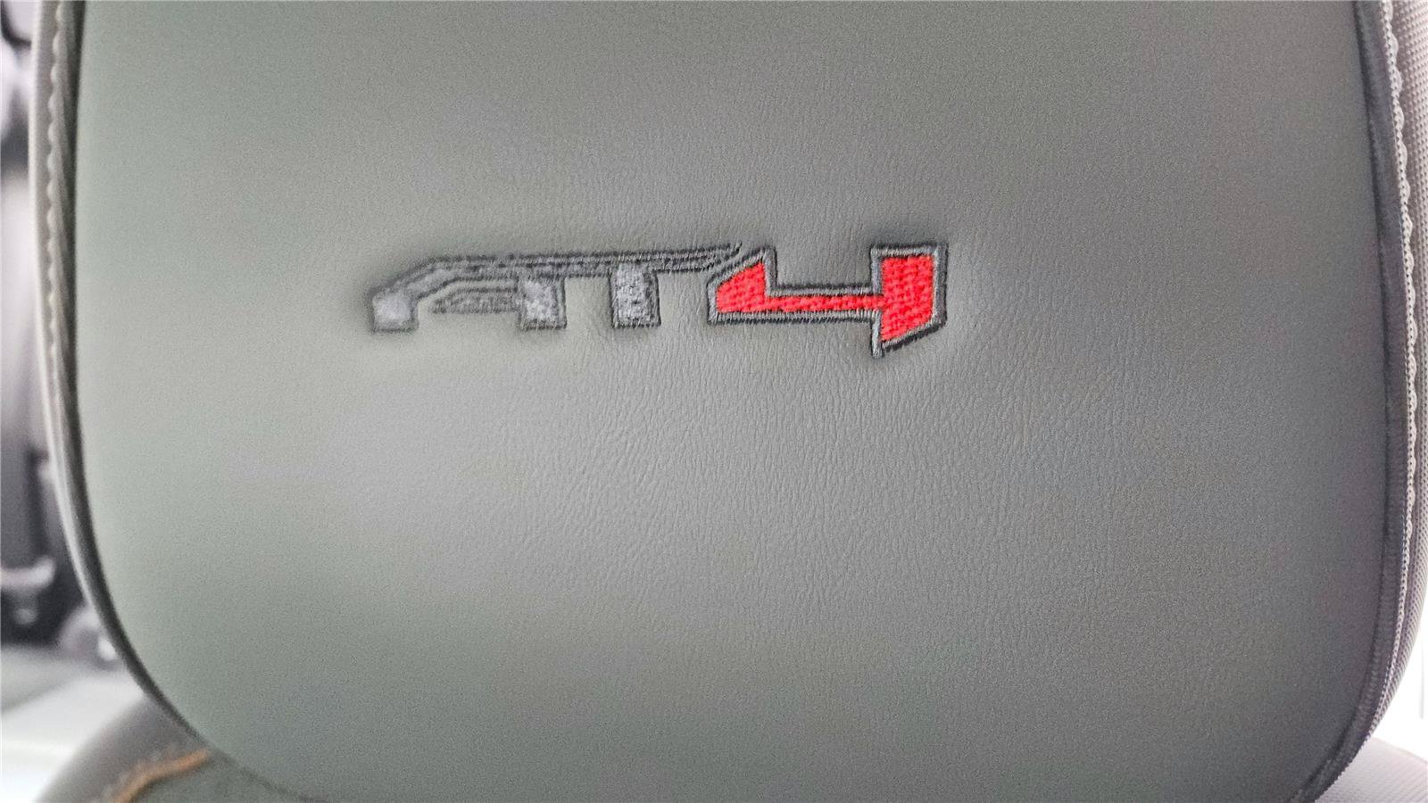New 2026 GMC Terrain AT4 AWD/4WD image 19