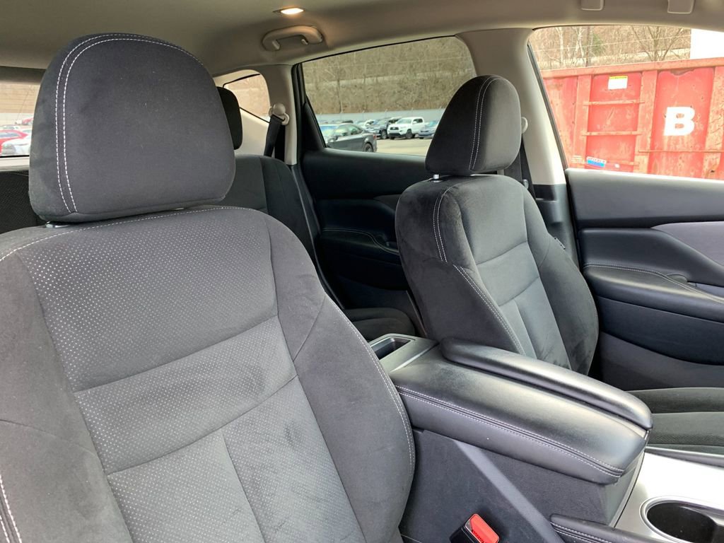 Used 2022 Nissan Murano S image 19