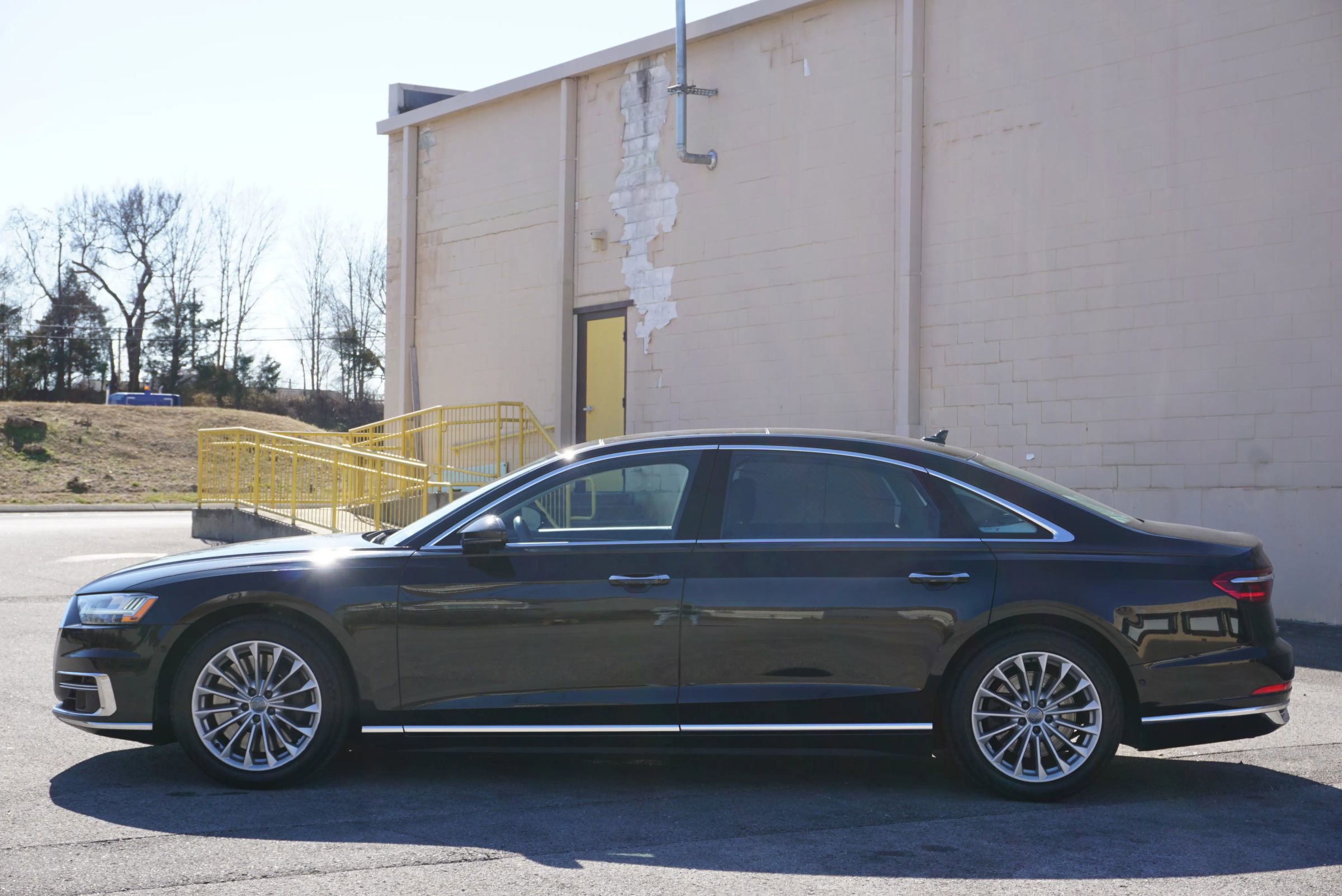 Used 2020 Audi A8 L 4.0T w/ Executive Package image 12