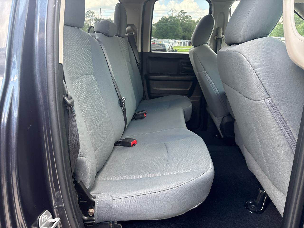 Used 2019 RAM 1500 Express w/ Express Value Package AWD/4WD image 16