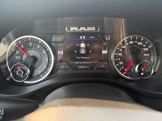 Used 2023 RAM 1500 Laramie AWD/4WD image 12