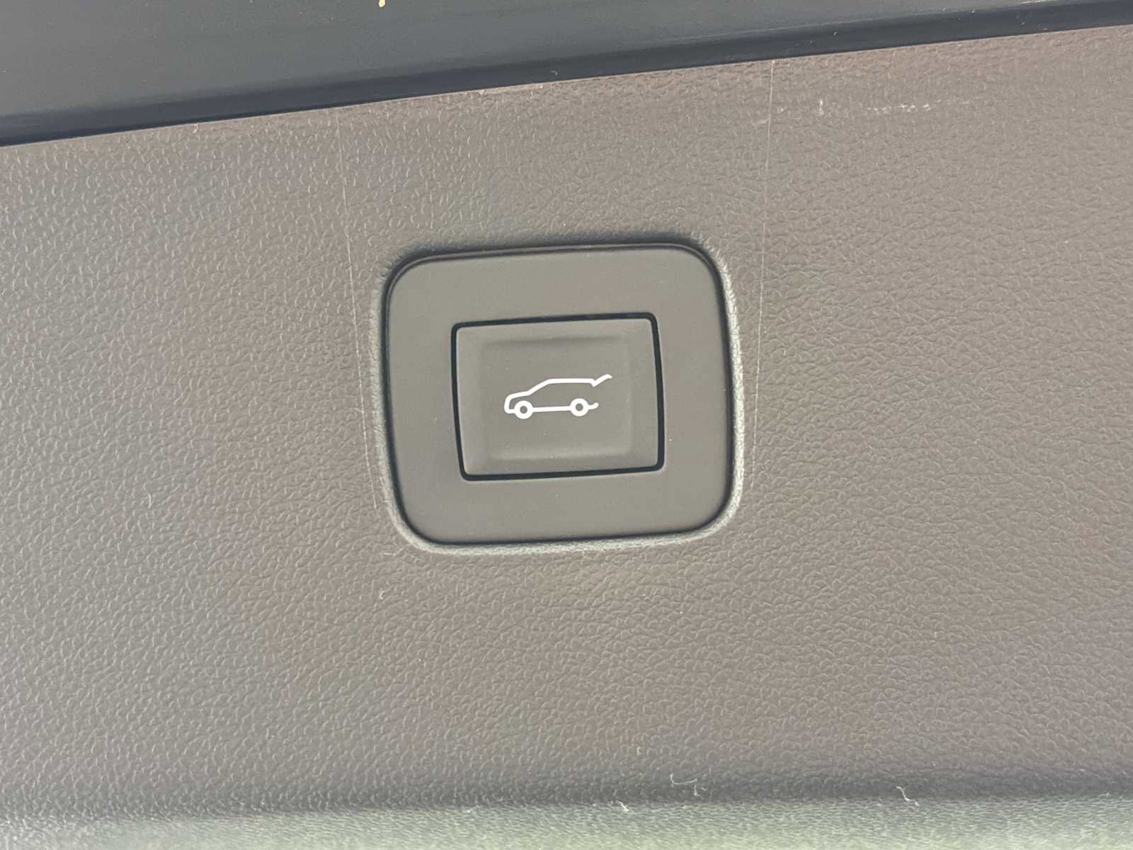 New 2026 Buick Envista Avenir image 17