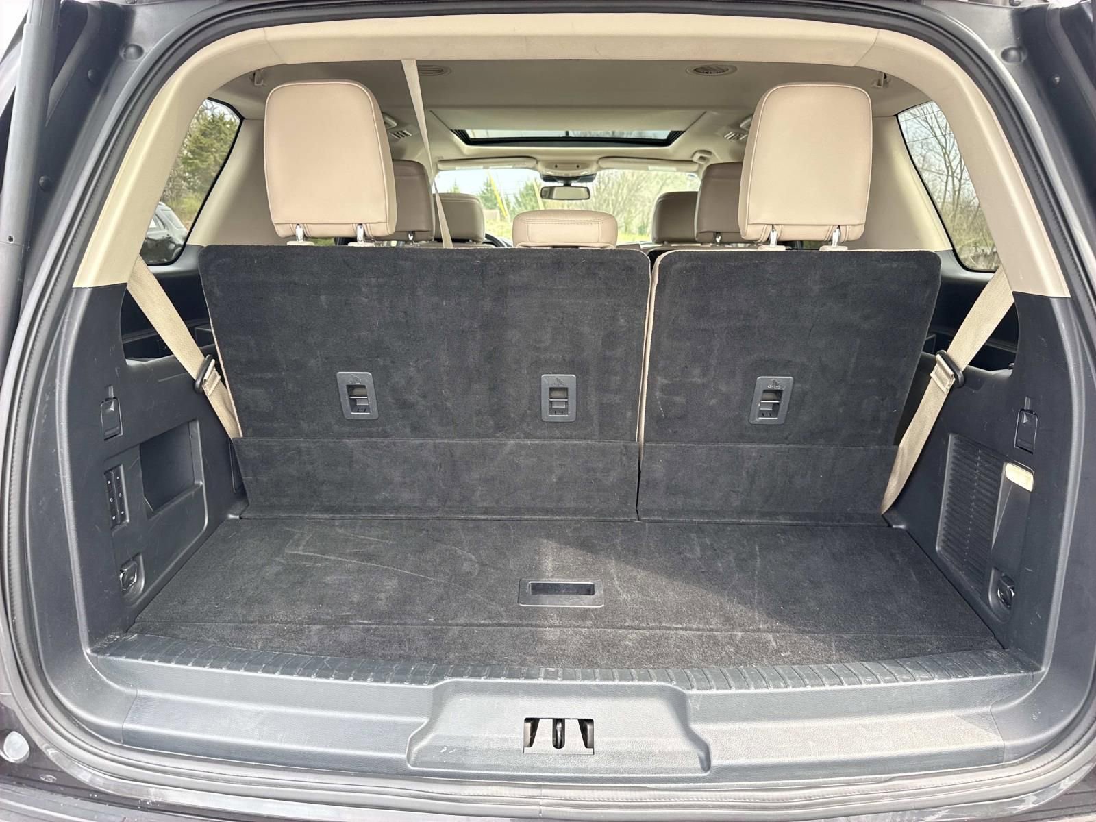 Used 2024 Ford Expedition Limited image 27