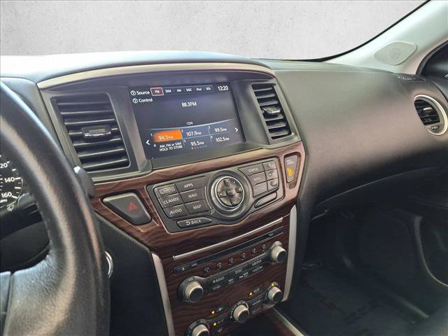 Used 2017 Nissan Pathfinder Platinum w/ Cargo Package FWD image 21