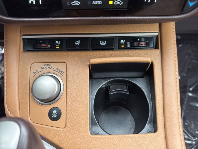 Used 2017 Lexus ES 350 w/ Luxury Package image 16