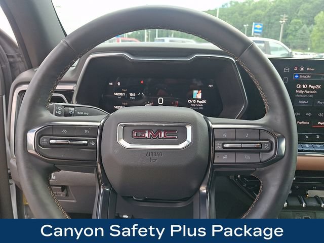 Used 2025 GMC Canyon AT4 w/ AT4 Premium Package AWD/4WD image 4