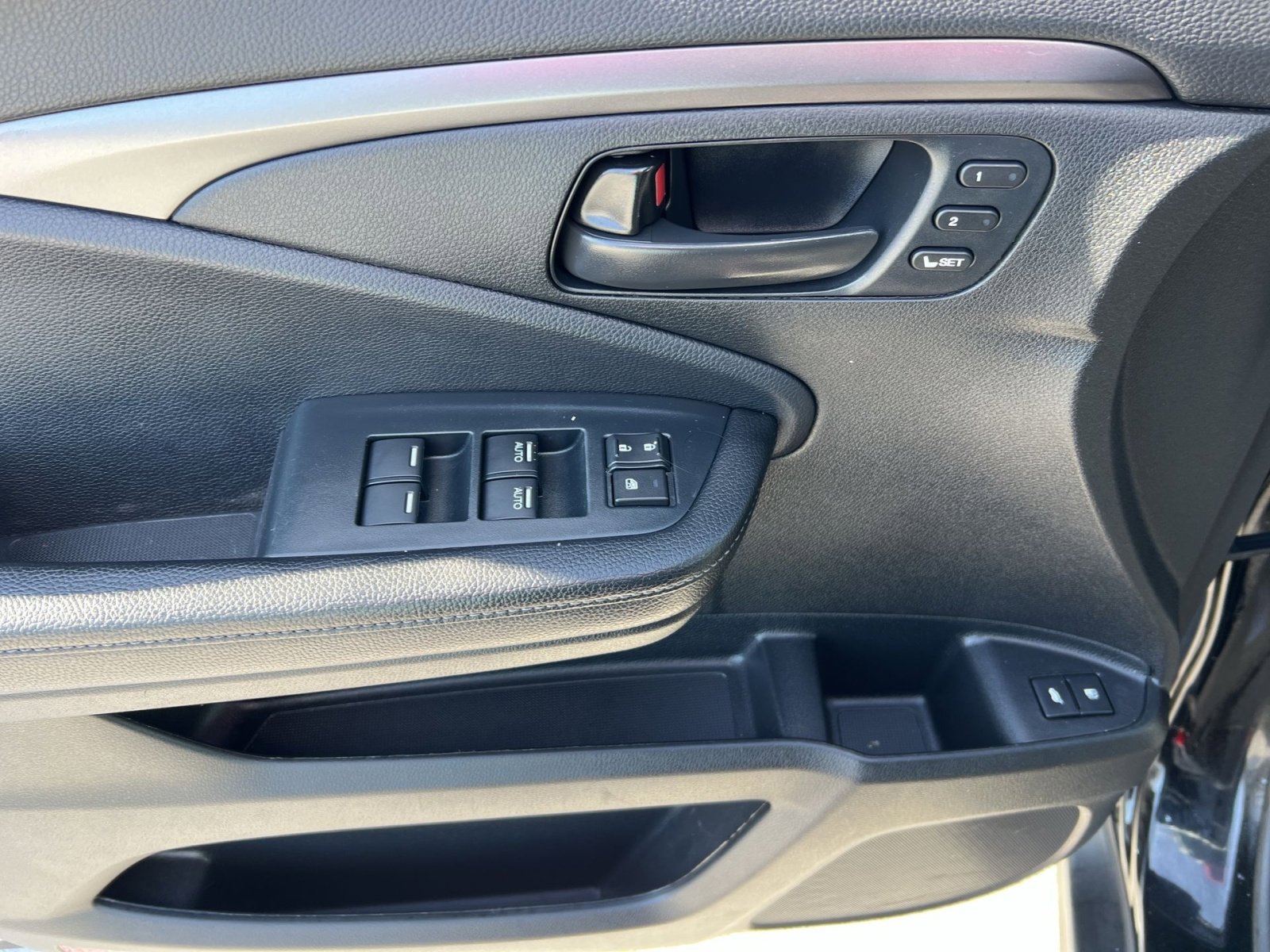 Used 2023 Honda Passport EX-L image 15