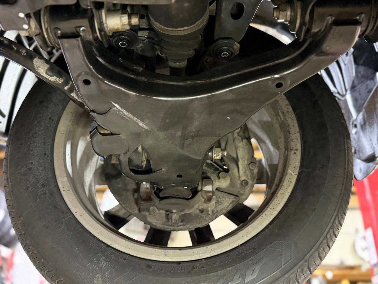 Used 2008 Lexus LX 570 4WD image 30