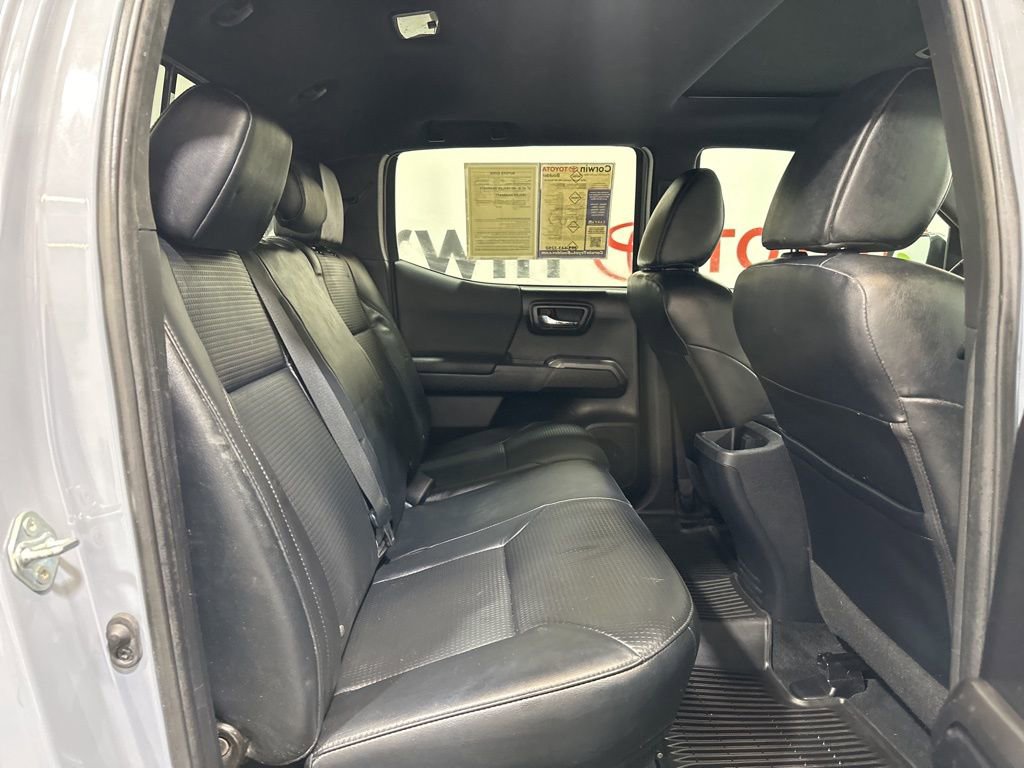 Used 2019 Toyota Tacoma TRD Off-Road image 13