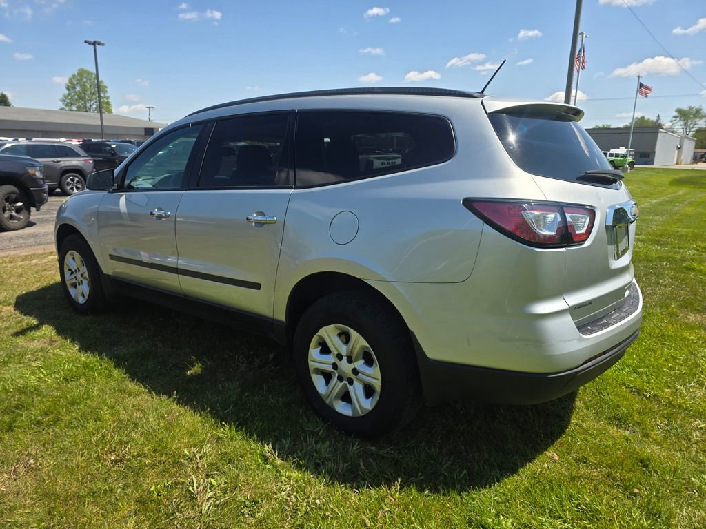 Used 2015 Chevrolet Traverse LS FWD image 5