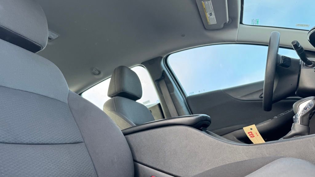 Used 2023 Chevrolet Malibu LT image 20