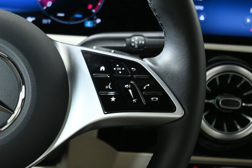 Certified 2026 Mercedes-Benz CLA 250 4MATIC image 17