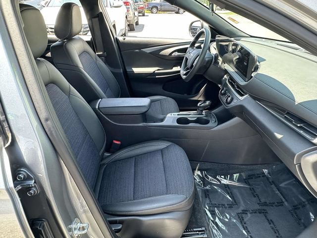 Certified 2024 Buick Envista Preferred FWD image 20